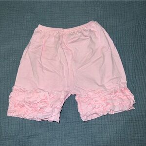 NWT Purple Moon Light Pink Ruffle Shorts